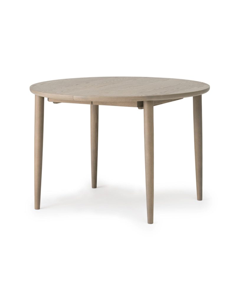 CondeHouseMOMRoundExtensionTable 0f9f835c f917 4dff ac4d d35544febf9d