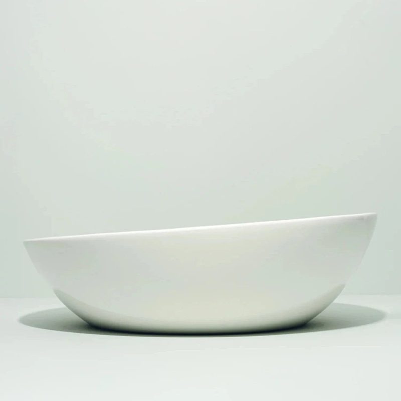 Fors Product SlantedServingBowl White01 1500x 3d9af445 0928 4036 9493 bd7fc56398b8