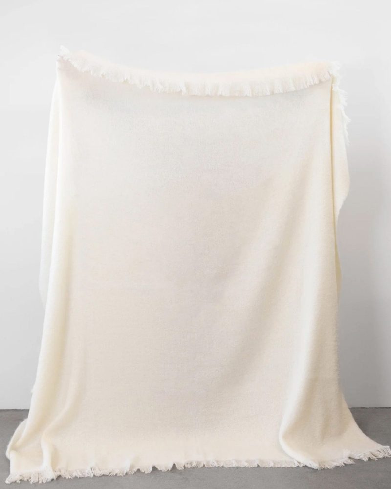 MOHAIRTHROW CREAM