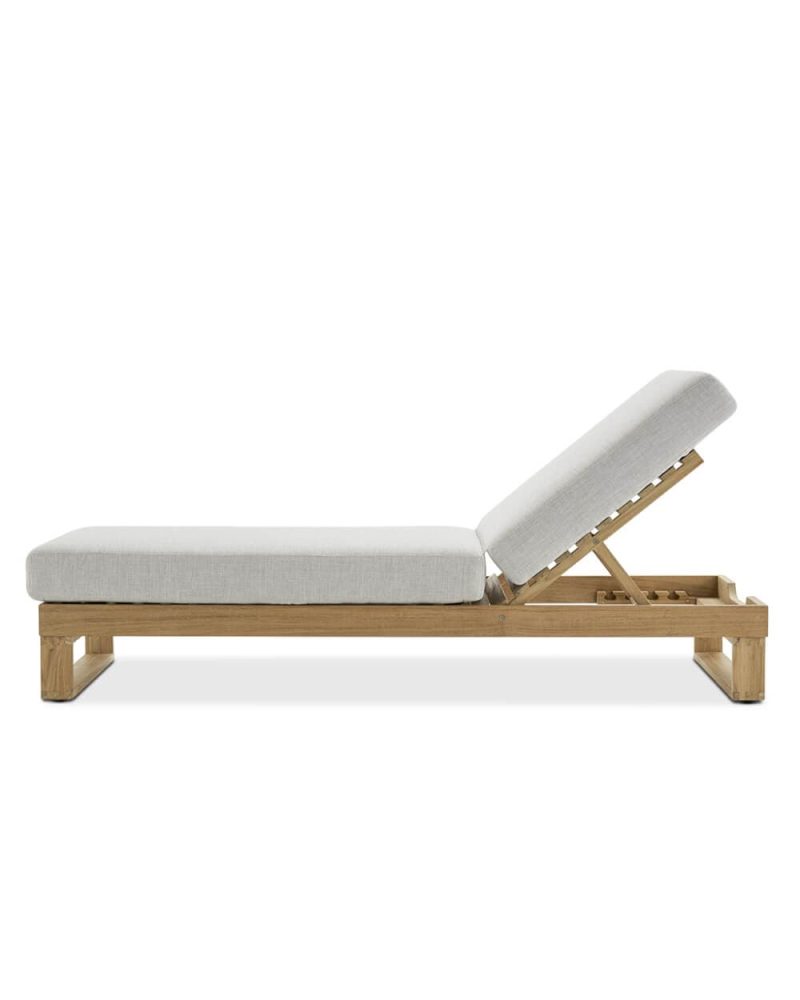 Rio Chaise