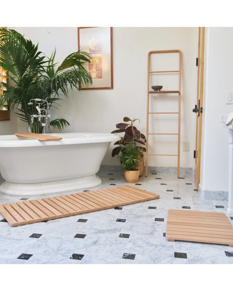 Wood Bath Mat 2